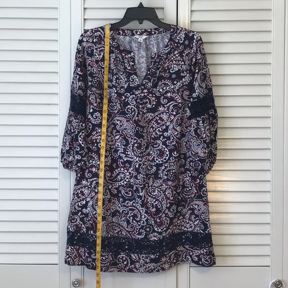 Crown & Ivy Navy and White Paisley Blouse - Picture 2 of 6